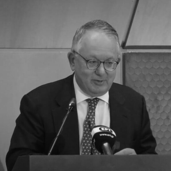 Αλιβιζάτος Νίκος